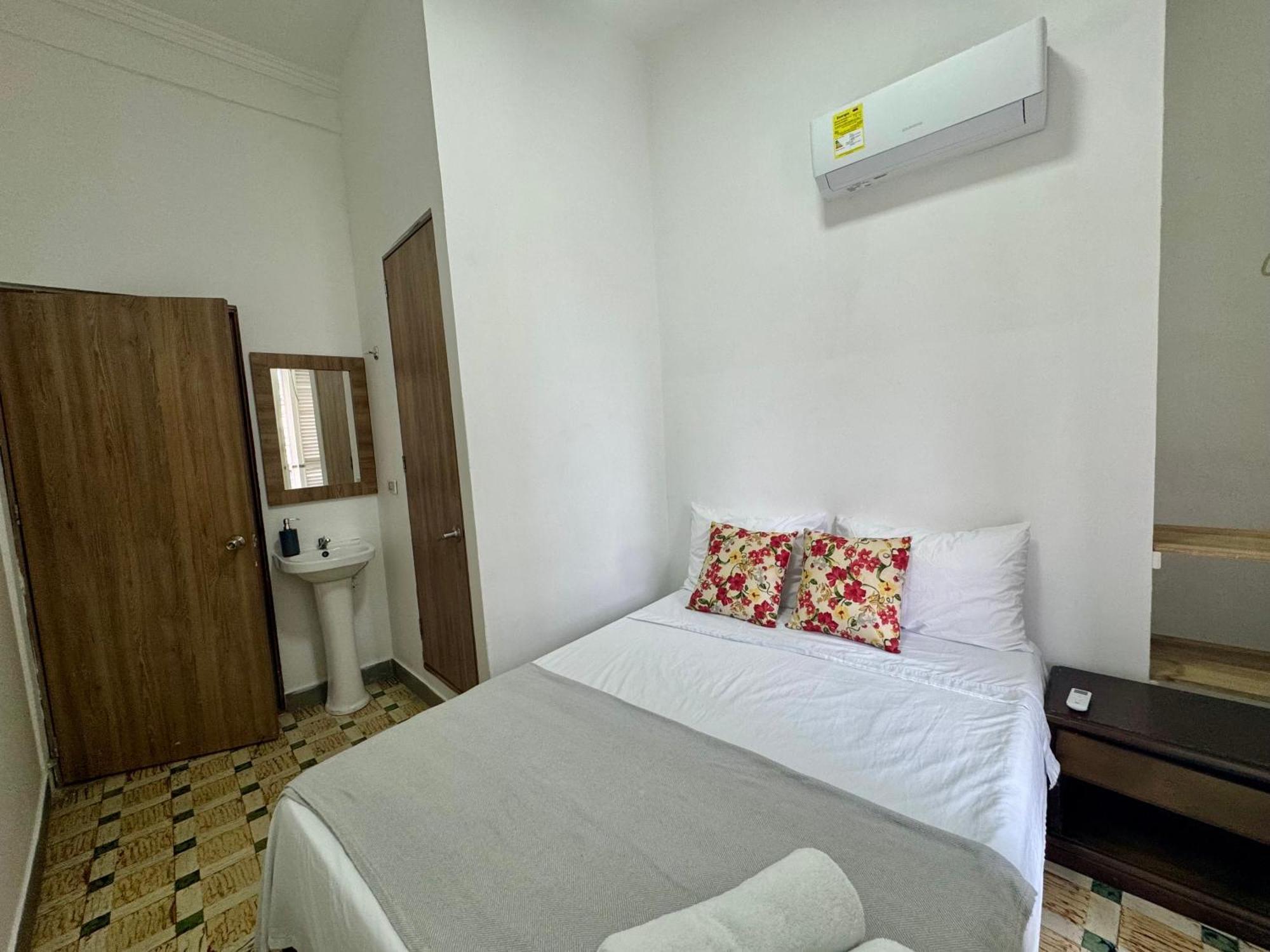 Готель Casa De La Cruz Cartagena Екстер'єр фото
